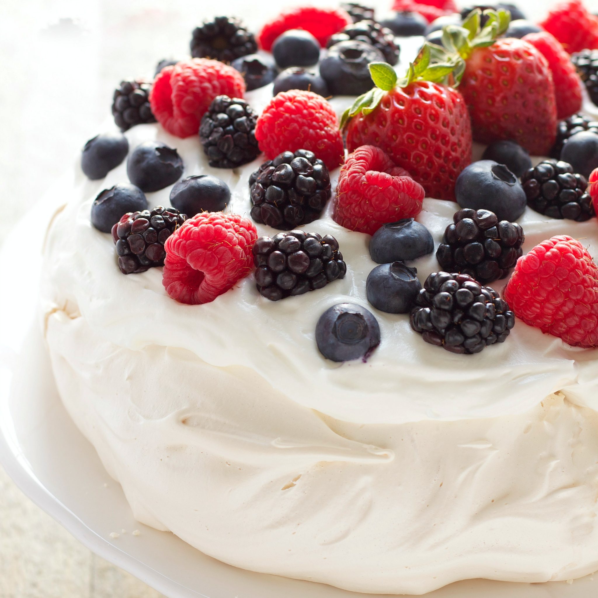 The Perfect Pavlova - The Busy Baker