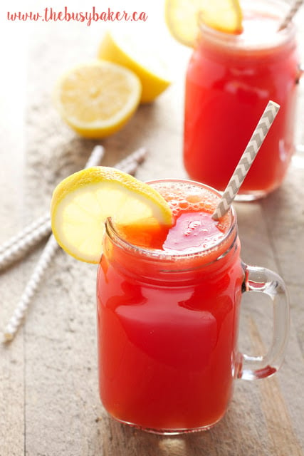 This Watermelon Green Tea Refresher drink is a delicious healthy alcohol-free cocktail, featuring fresh watermelon, lemon, and green tea! Recipe from thebusybaker.ca!