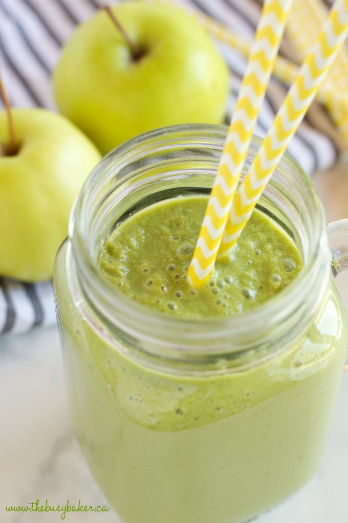 This Green Apple Spinach Smoothie is a sweet and healthy way to start the day! It makes a delicious breakfast packed with nutrients and fibre, and it's a great wholesome snack any time of the day! It can be made vegan and dairy-free! Recipe from thebusybaker.ca! #greensmoothie #applesmoothie #healthysmoothie #dairyfreesmoothie #dairyfreebreakfast