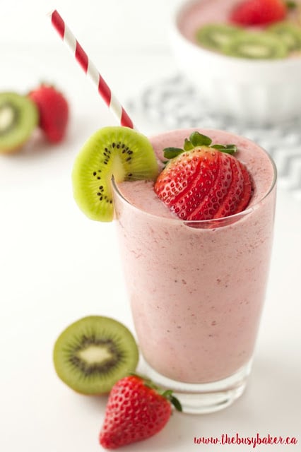 kiwi and strawberry breakfast smoothie in a glass