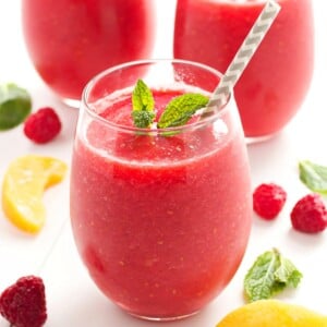 Raspberry Peach Green Tea Smoothie