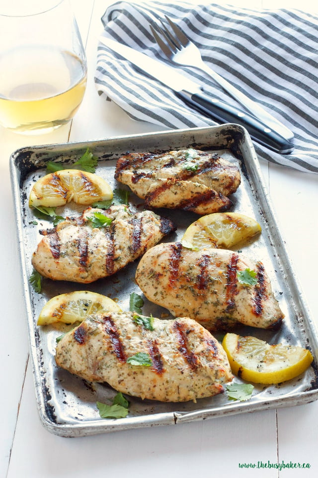 This White Wine and Herb Marinated Grilled Chicken is so juicy and flavourful with a simple marinade! Recipe from thebusybaker.ca!