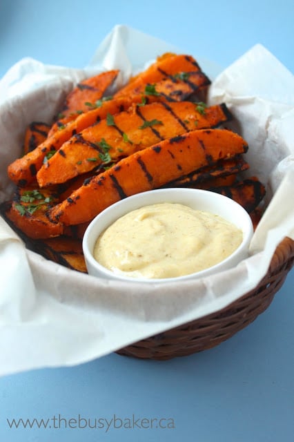 https://thebusybaker.ca/2015/07/grilled-sweet-potato-wedges-with-sweet.html