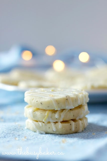 https://thebusybaker.ca/2015/12/earl-grey-shortbread-cookies.html