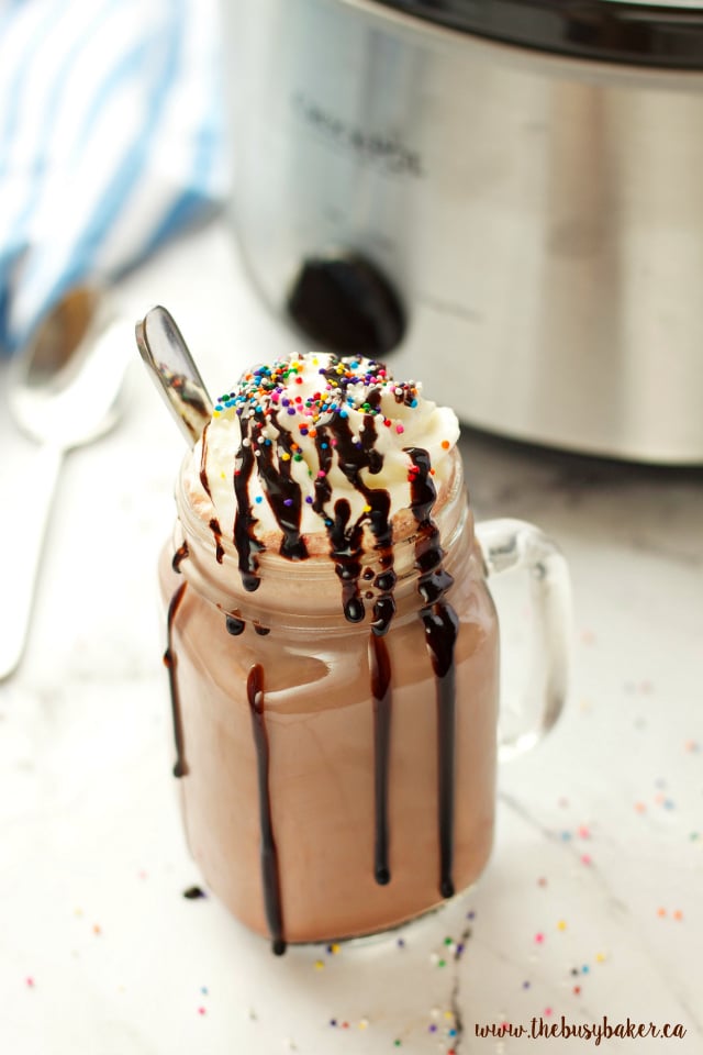 3-Ingredient Slow Cooker Hot Chocolate Recipe - Happy Foods Tube