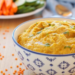 Red Lentil Curry Hummus