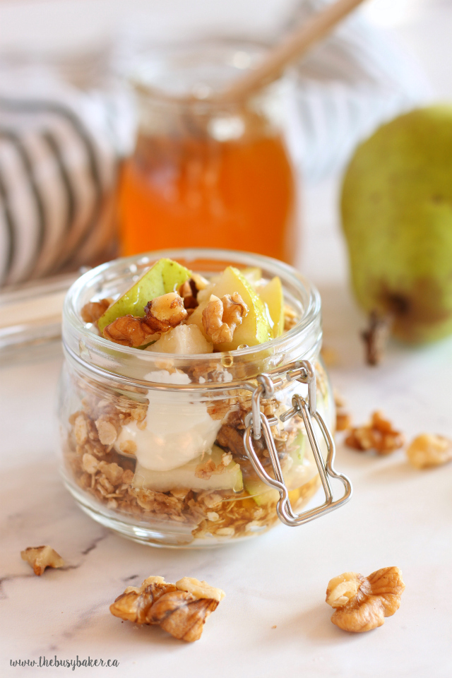 These Breakfast Fruit and Granola Parfaits (Basic Homemade Granola Recipe) are the perfect healthy, wholesome breakfast every day of the week! Recipes from www.thebusybaker.ca