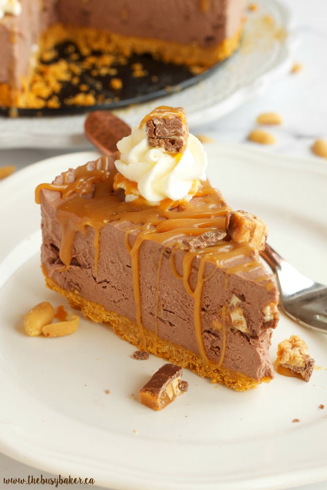 Easy No Bake Snickers Cheesecake - The Busy Baker