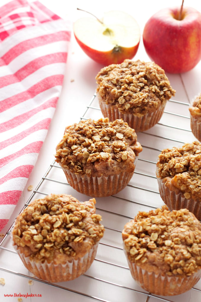 These Apple Crumble Muffins are the perfect easy muffin recipe for apple lovers! They taste just like Grandma's apple crumble! Recipe from thebusybaker.ca!