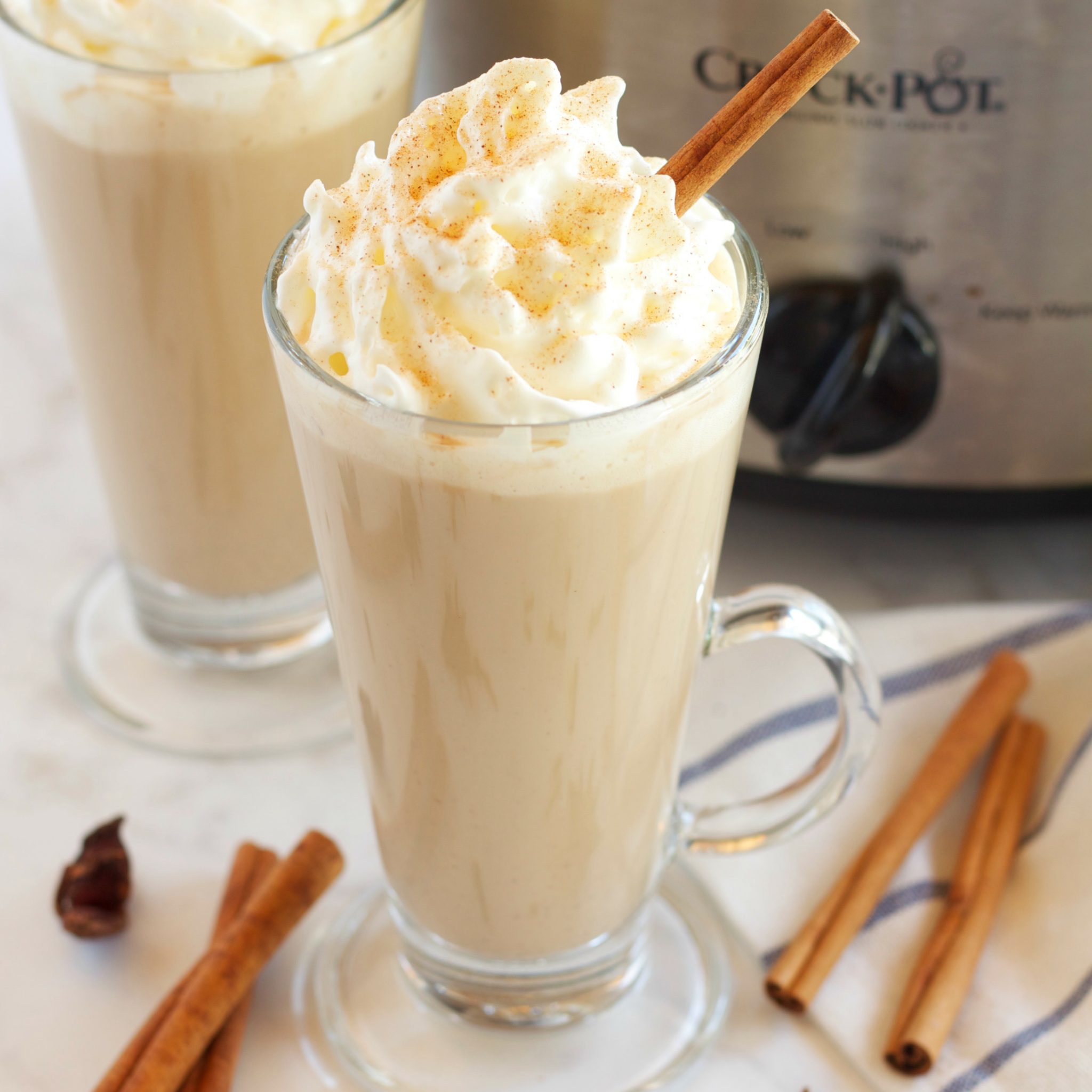 Pumpkin Spice Iced Latte {Starbucks Copycat} - The Busy Baker