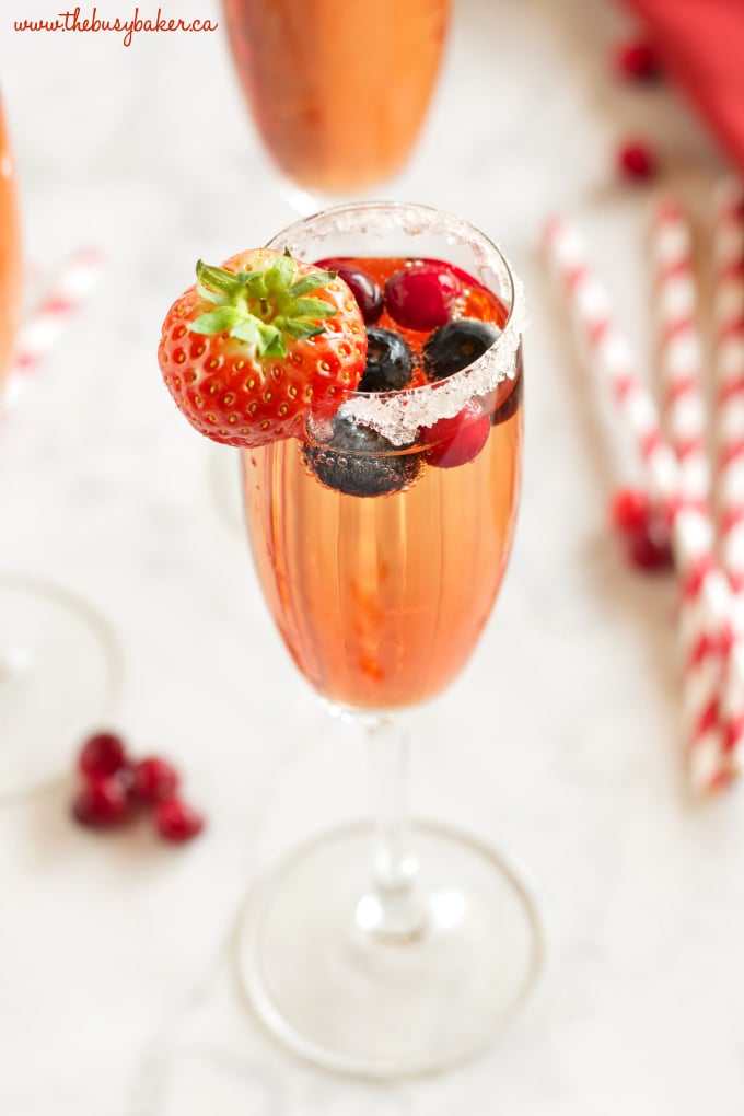 Glitter Ice Cocktails Make a Sparkling Addition to Any Holiday This Year