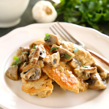 One Pan Chicken With White Wine Mushroom Sauce - The Busy Baker