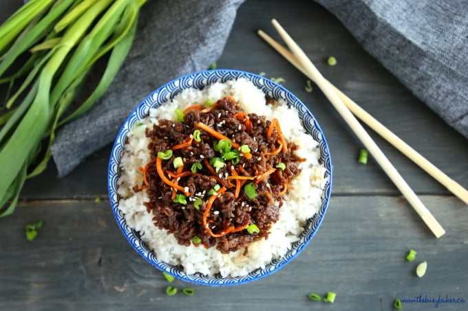 These Easy Korean Beef Rice Bowls make the perfect healthy weeknight meal that's ready in about 15 minutes! Recipe from thebusybaker.ca! #koreanbeef #easykoreanbeefricebowls #ricebowls overhead image: Korean ground beef recipe
