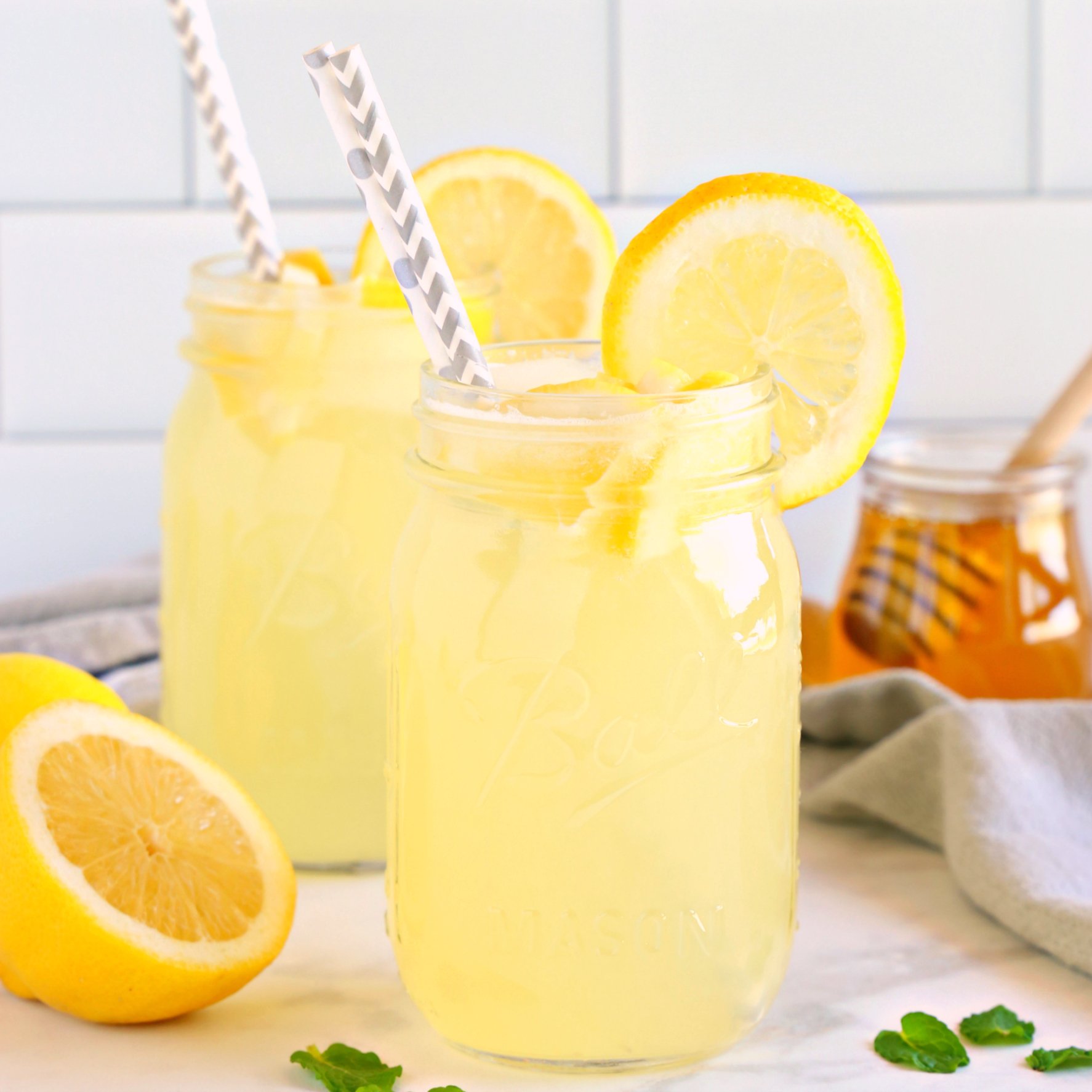 Healthy 3-Ingredient Lemonade {Refined Sugar Free} - The Busy Baker