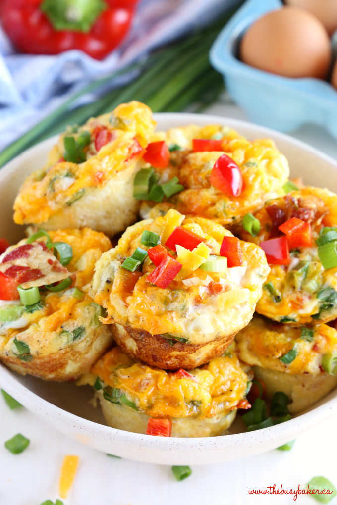 Bacon and Egg Breakfast Muffins with eggs, red pepper and green onions
