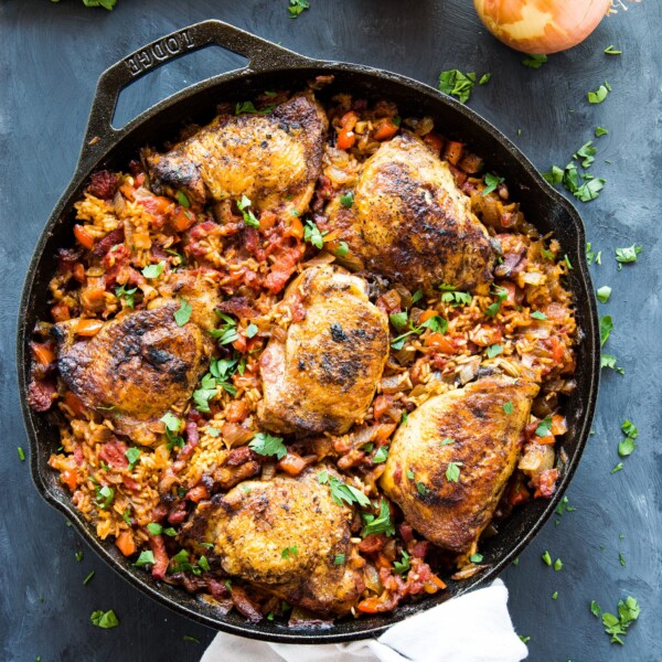 One Pan Spanish-Style Chicken and Rice (Easy Meal) - The Busy Baker