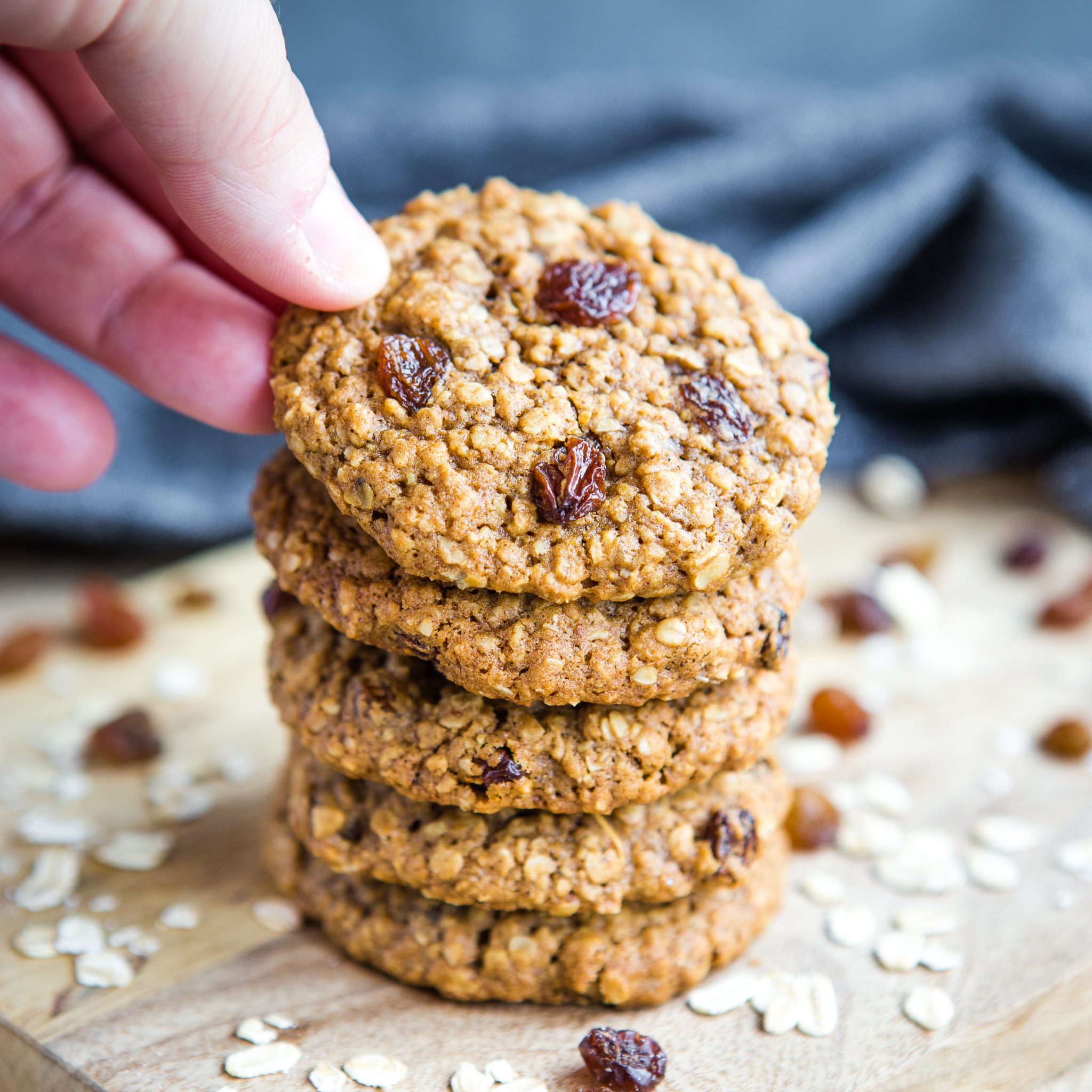 soft oatmeal raisin cookies