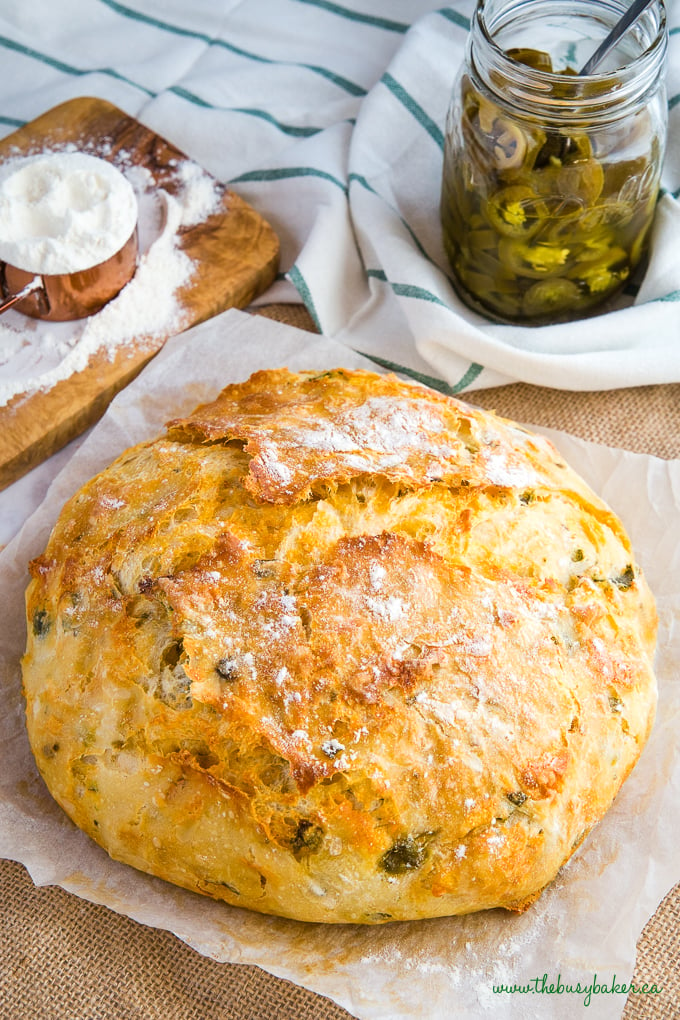 Jalapeno Cheddar Dutch Oven Bread (no knead!) - The Chunky Chef