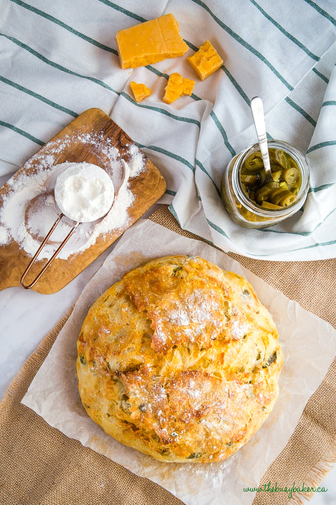 Jalapeno Cheddar Dutch Oven Bread (no knead!) - The Chunky Chef