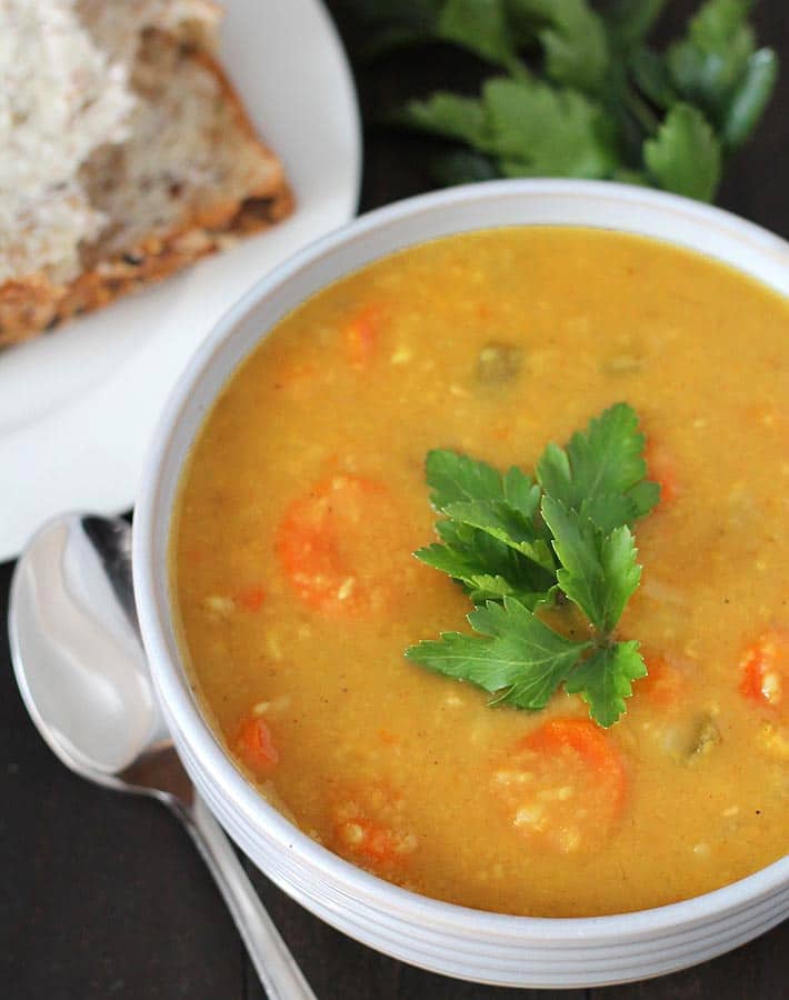 bowl of curried split pea soup