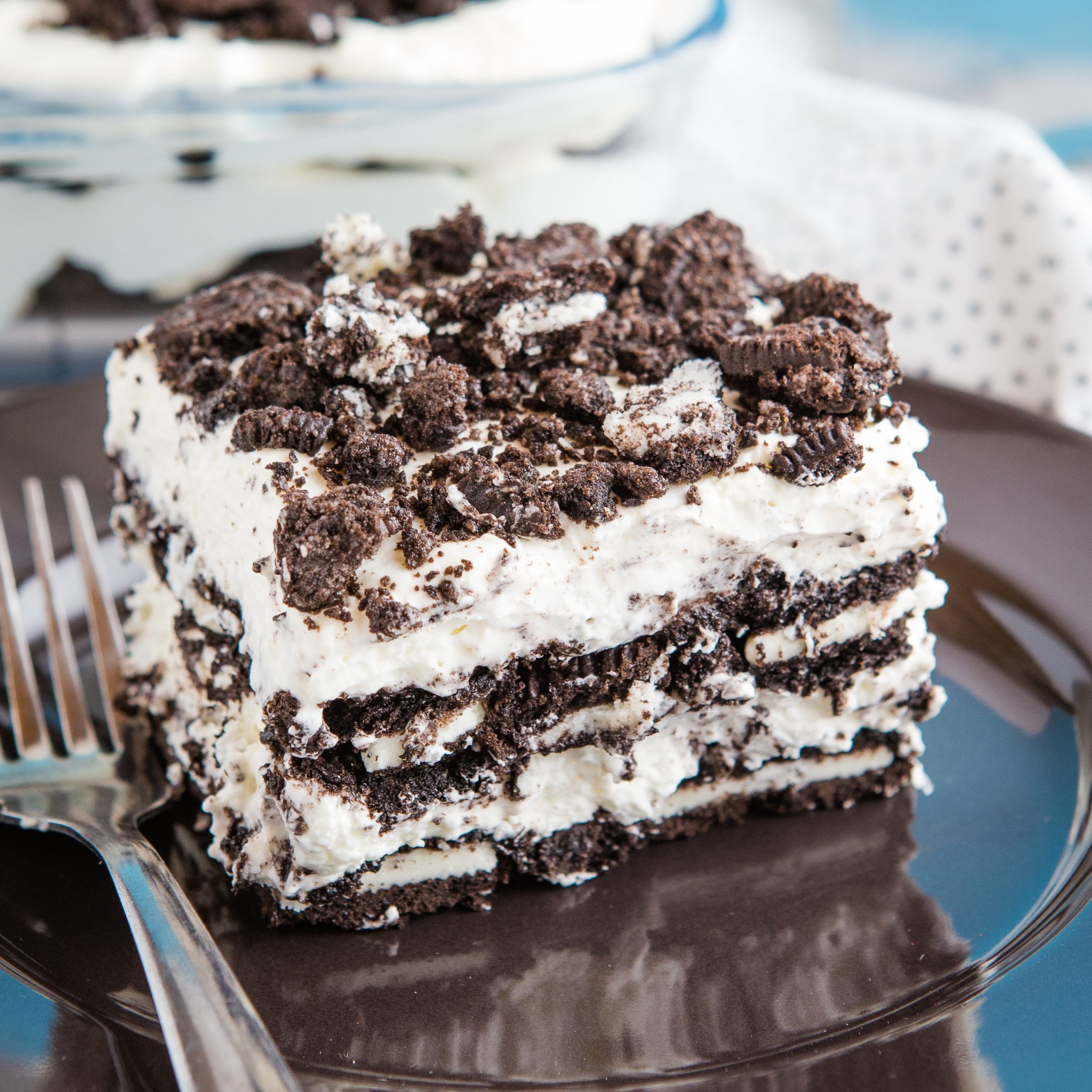 Easy No Bake Cookies and Cream Oreo Icebox Cake - The Busy ...