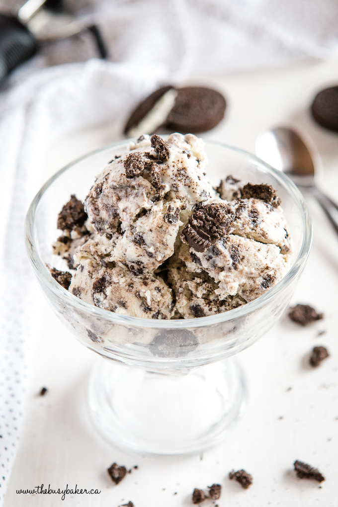 Oreo Ice Cream in glass bowl with oreo crumbs and spoon