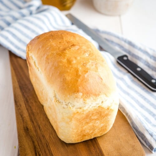 Easy White Sandwich Bread {Old Fashioned Recipe} - The Busy Baker