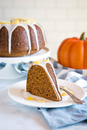 Easy Pumpkin Bundt Cake {Fall Cake Recipe} - The Busy Baker