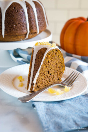 Easy Pumpkin Bundt Cake {Fall Cake Recipe} - The Busy Baker