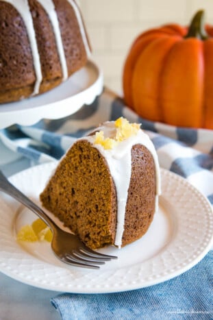 Easy Pumpkin Bundt Cake {Fall Cake Recipe} - The Busy Baker