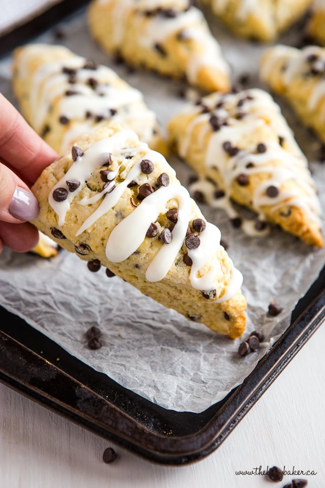 easy to make chocolate chip scones