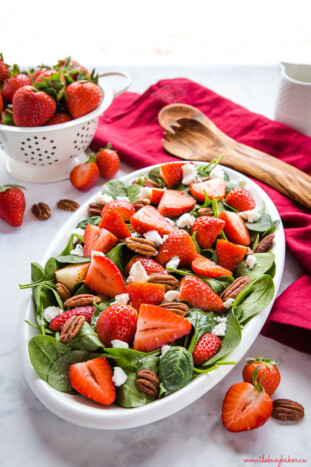 Strawberry Spinach Salad w/ Poppy Seed Dressing - The Busy Baker