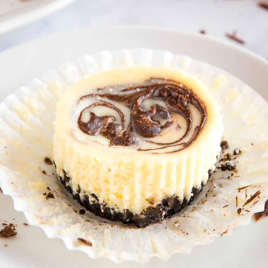 Easy Mini Chocolate Swirl Cheesecakes - The Busy Baker