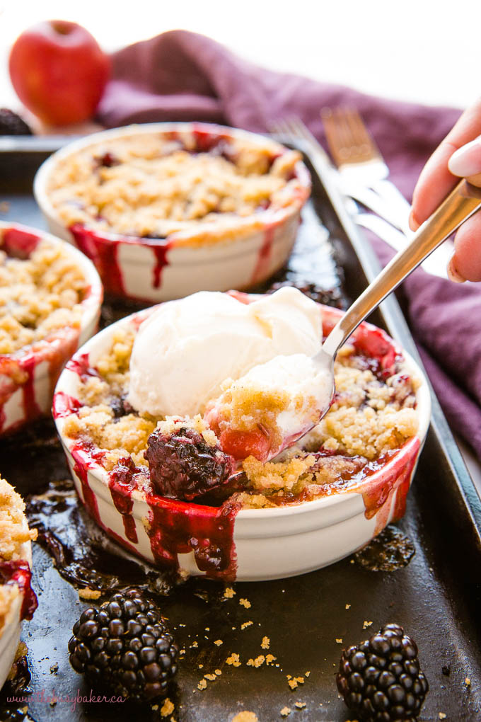 spoonful of apple blackberry crumble