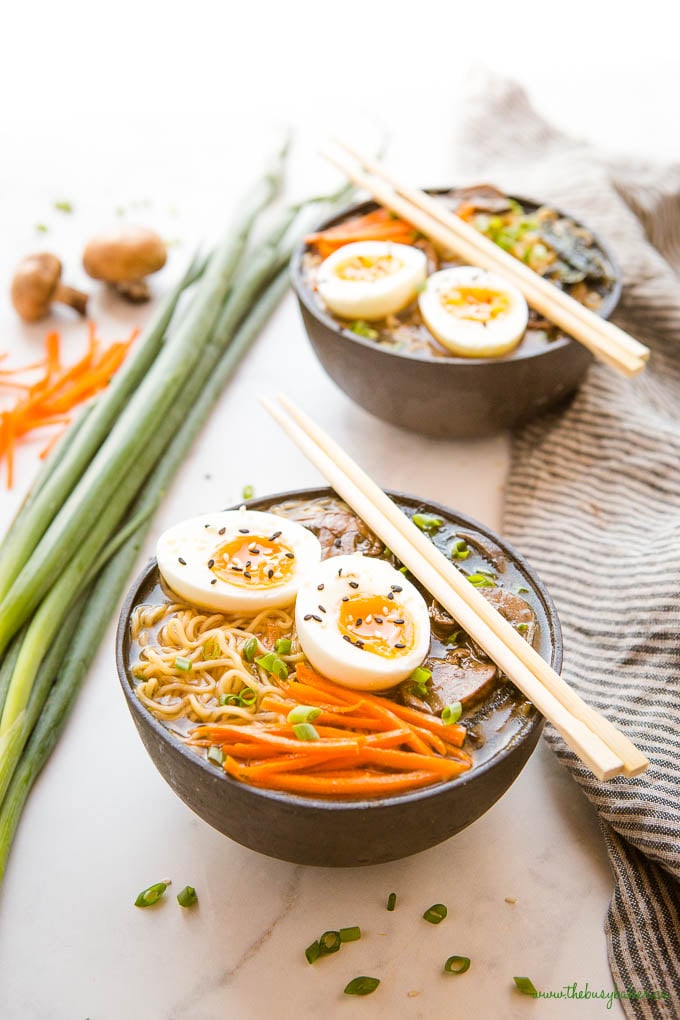 easy vegetarian ramen in black ceramic bowls