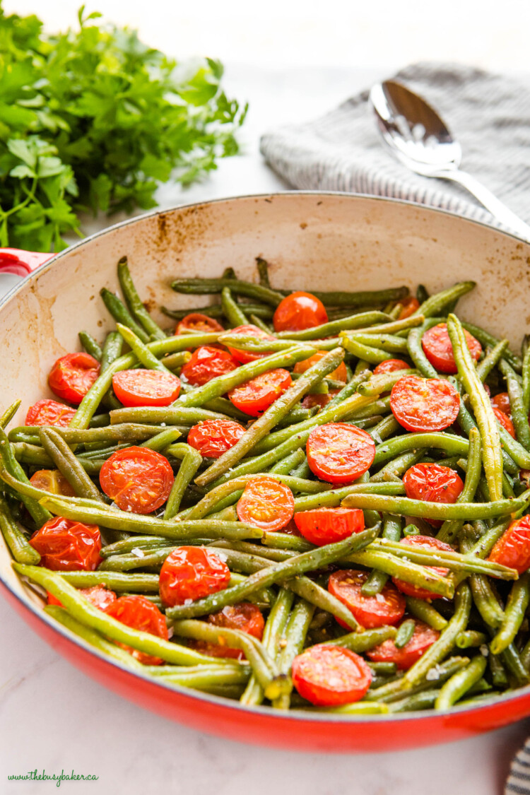 Roasted Green Beans with Cherry Tomatoes {Side Dish} - The Busy Baker