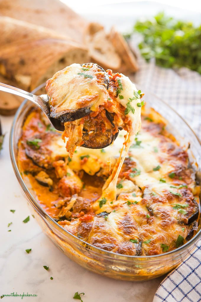 Easy Eggplant Parmesan {Vegetarian Meal} - The Busy Baker