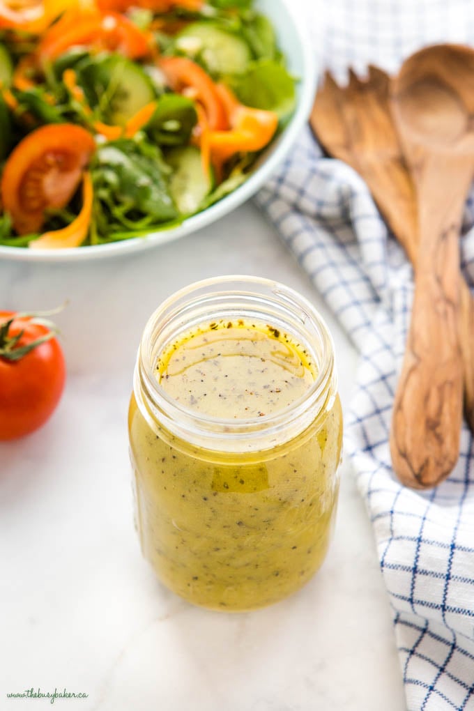 vinaigrette salad dressing in a mason jar