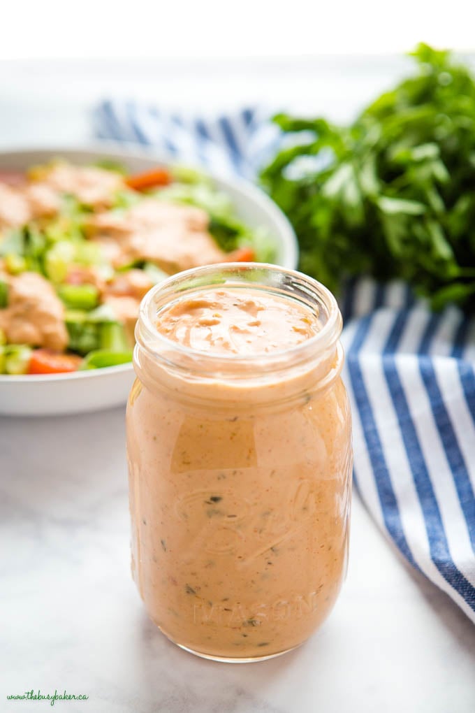 mason jar of Reuben Sandwich Sauce