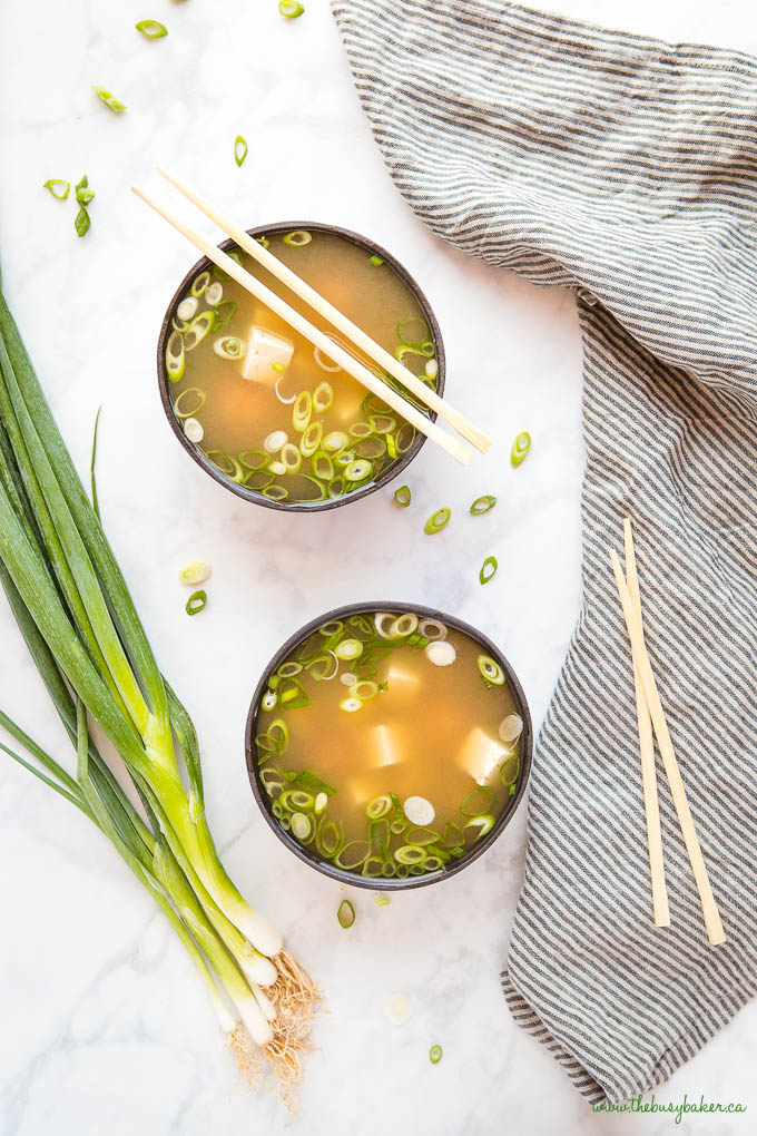 miso soup with tofu and scallions