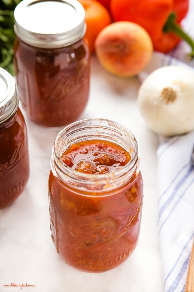 mason jar of tomato pickle