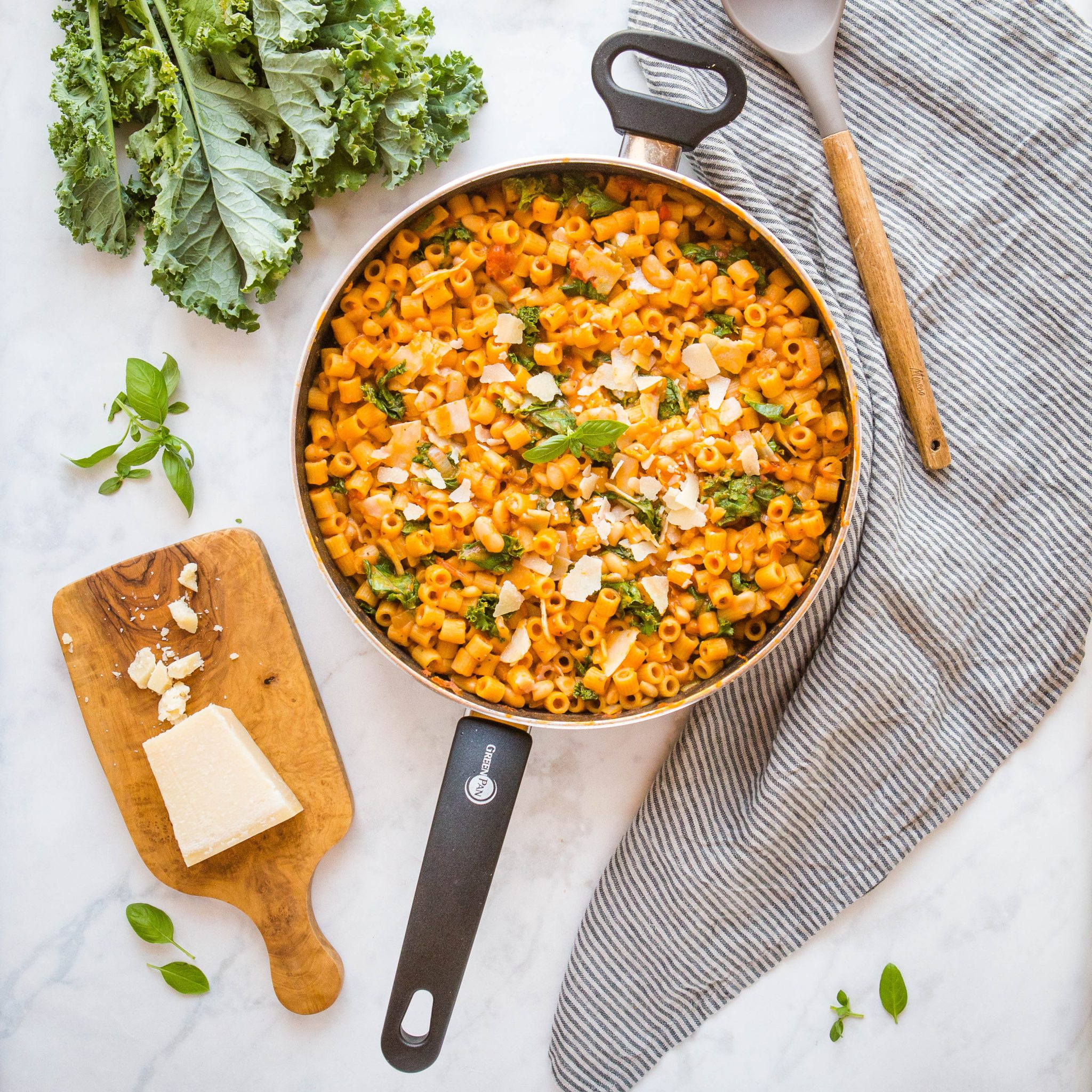 One Pan Pasta with Beans (Pasta e Fagioli) - The Busy Baker