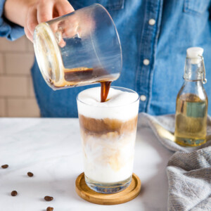 How to Make an Iced Latte