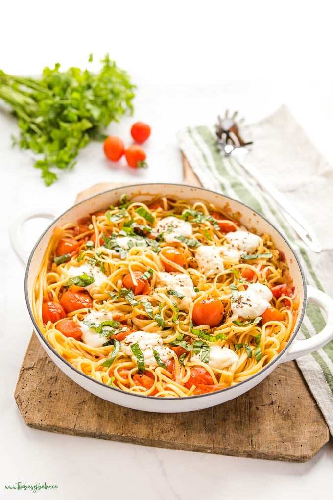 white cast iron pan with one pot pasta