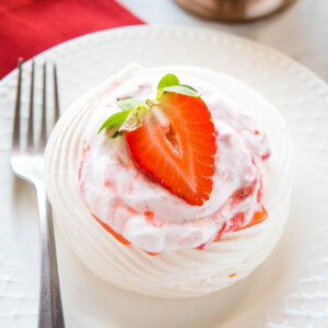 Mini Pavlova with Strawberries and Cream