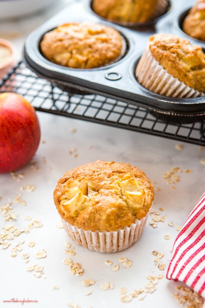 apple muffin with oats