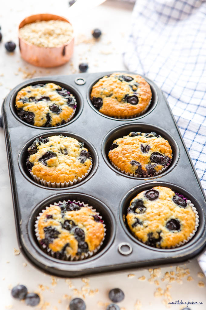 blueberry oat muffins