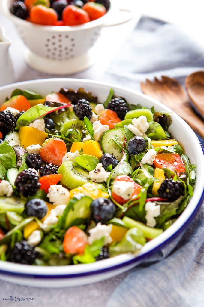 salad with fruits