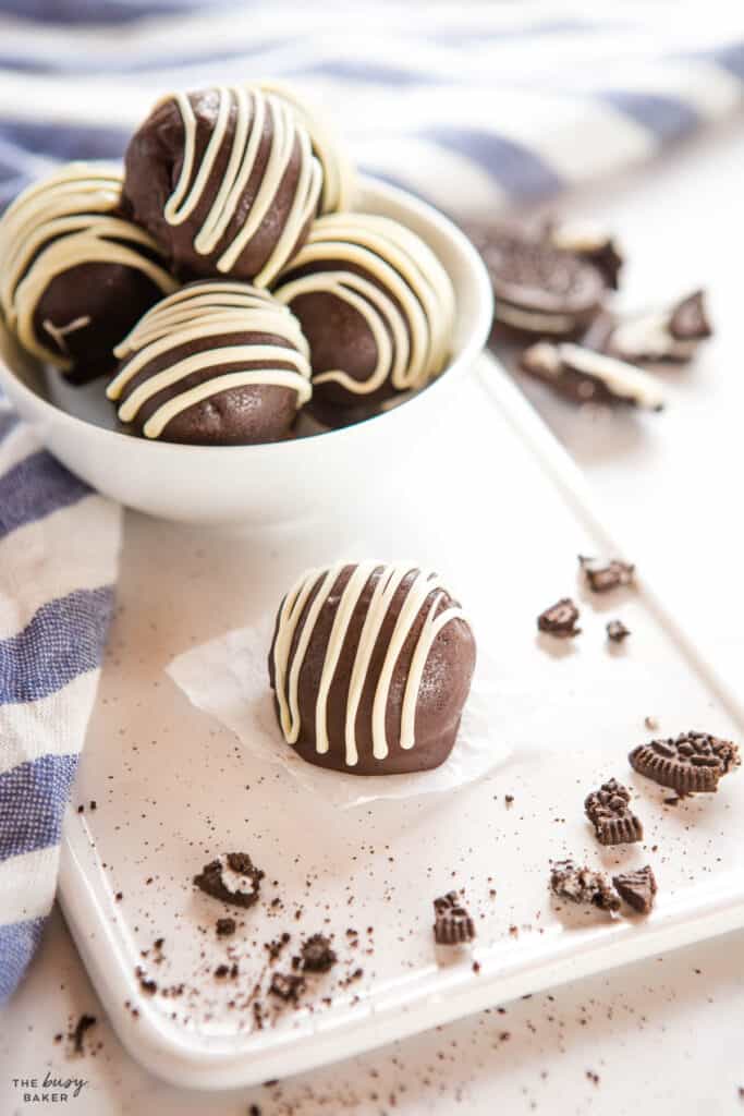 Oreo cheesecake bites