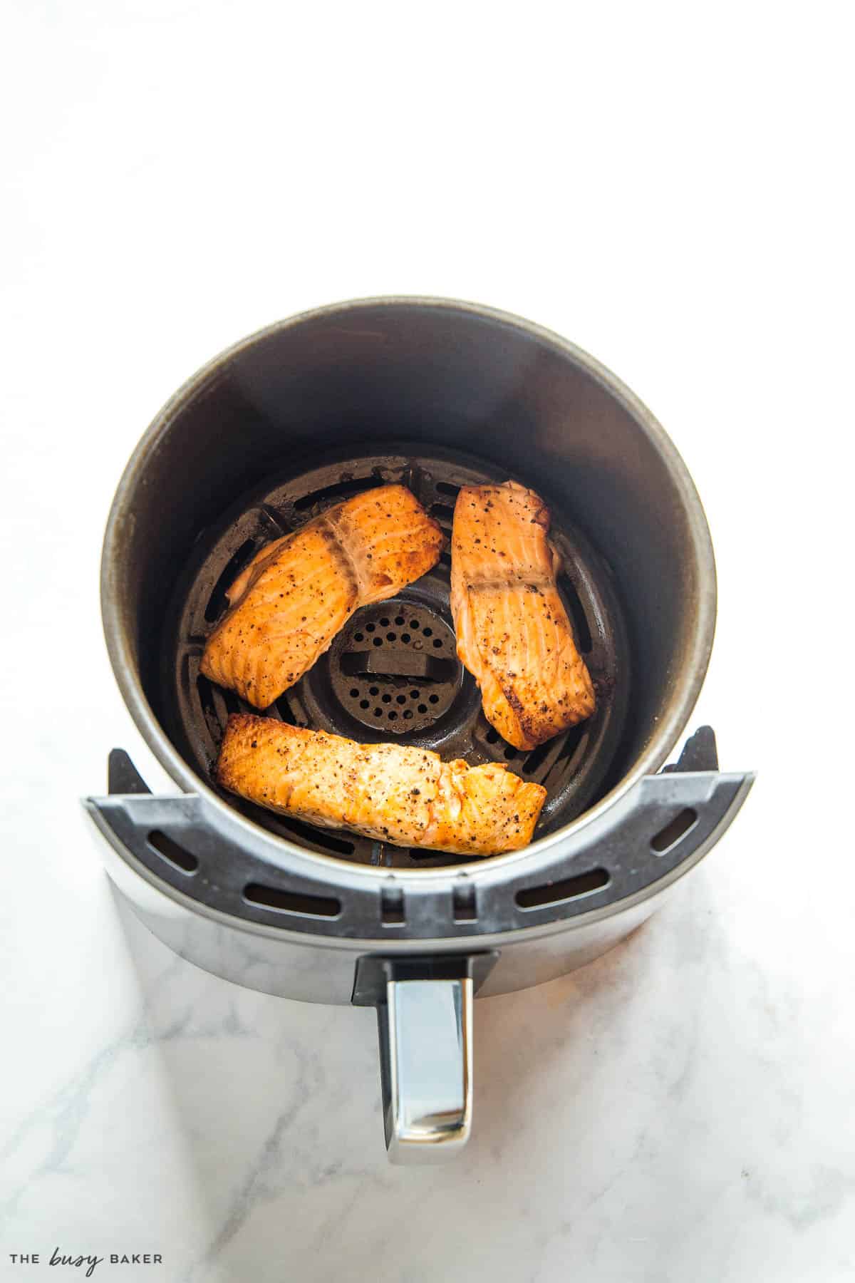 3 salmon fillets in air fryer